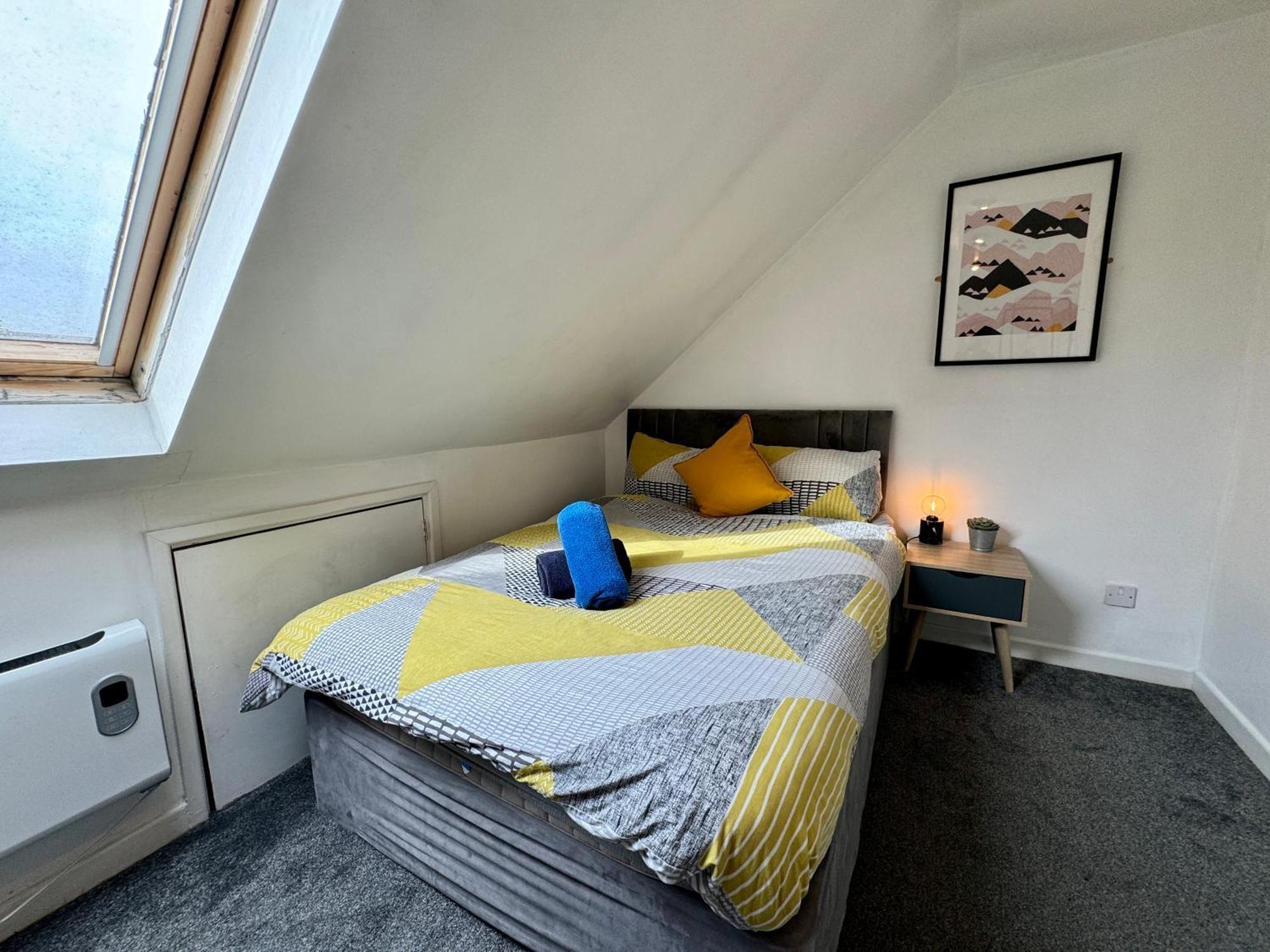 Space For Groups, 10 Mins From Queen St! Cardiff Zewnętrze zdjęcie